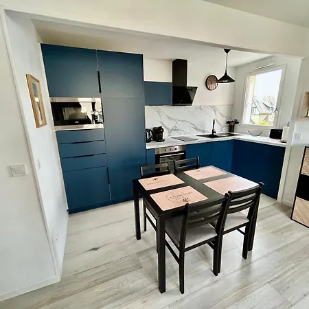 Superbe Face A 30m De La *