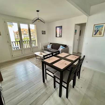 Superbe Face A 30m De La Lejlighed *